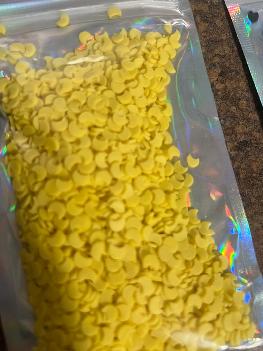 Yellow moon clay