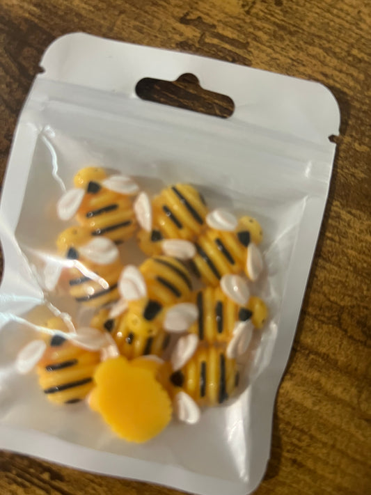 Lid charms