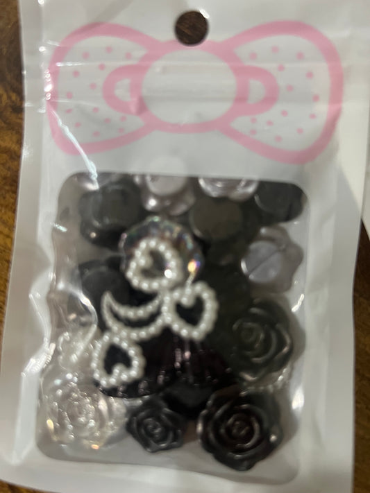 Lid charms